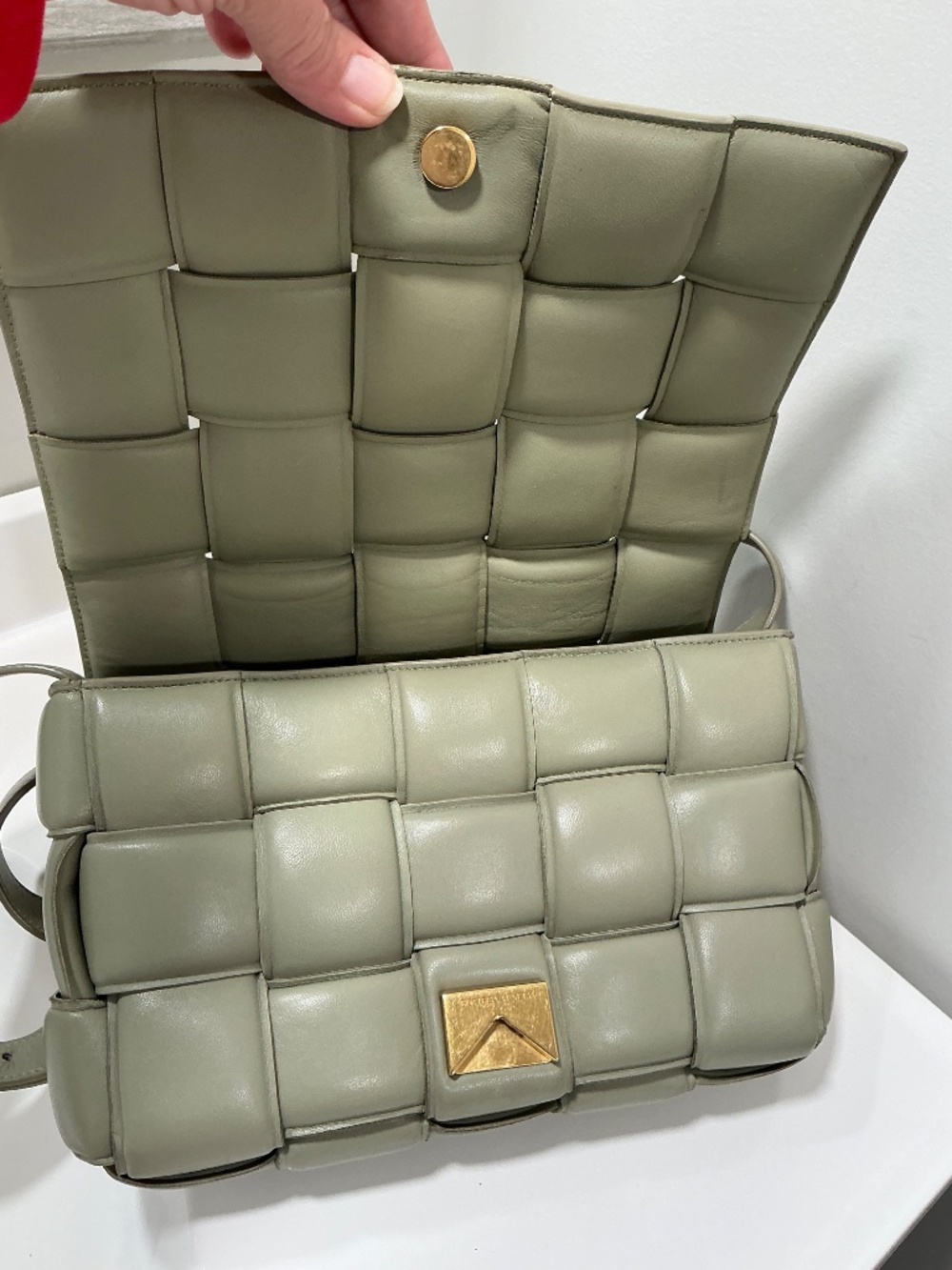 Bottega Venetta Padded Cassette Bag Sage green - Picture 4 of 13